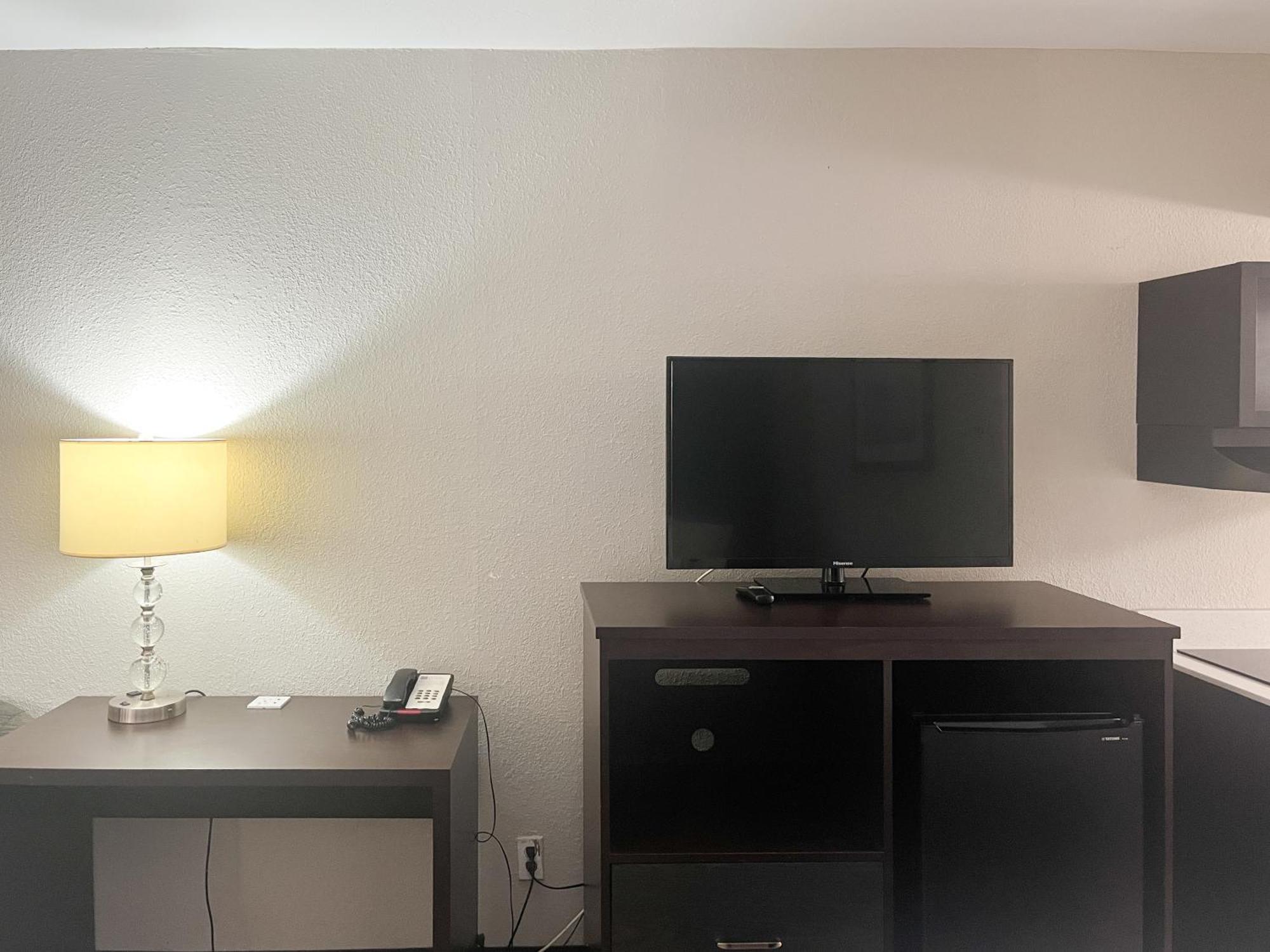 Motel 6 Charlotte, Nc - Airport South Екстер'єр фото