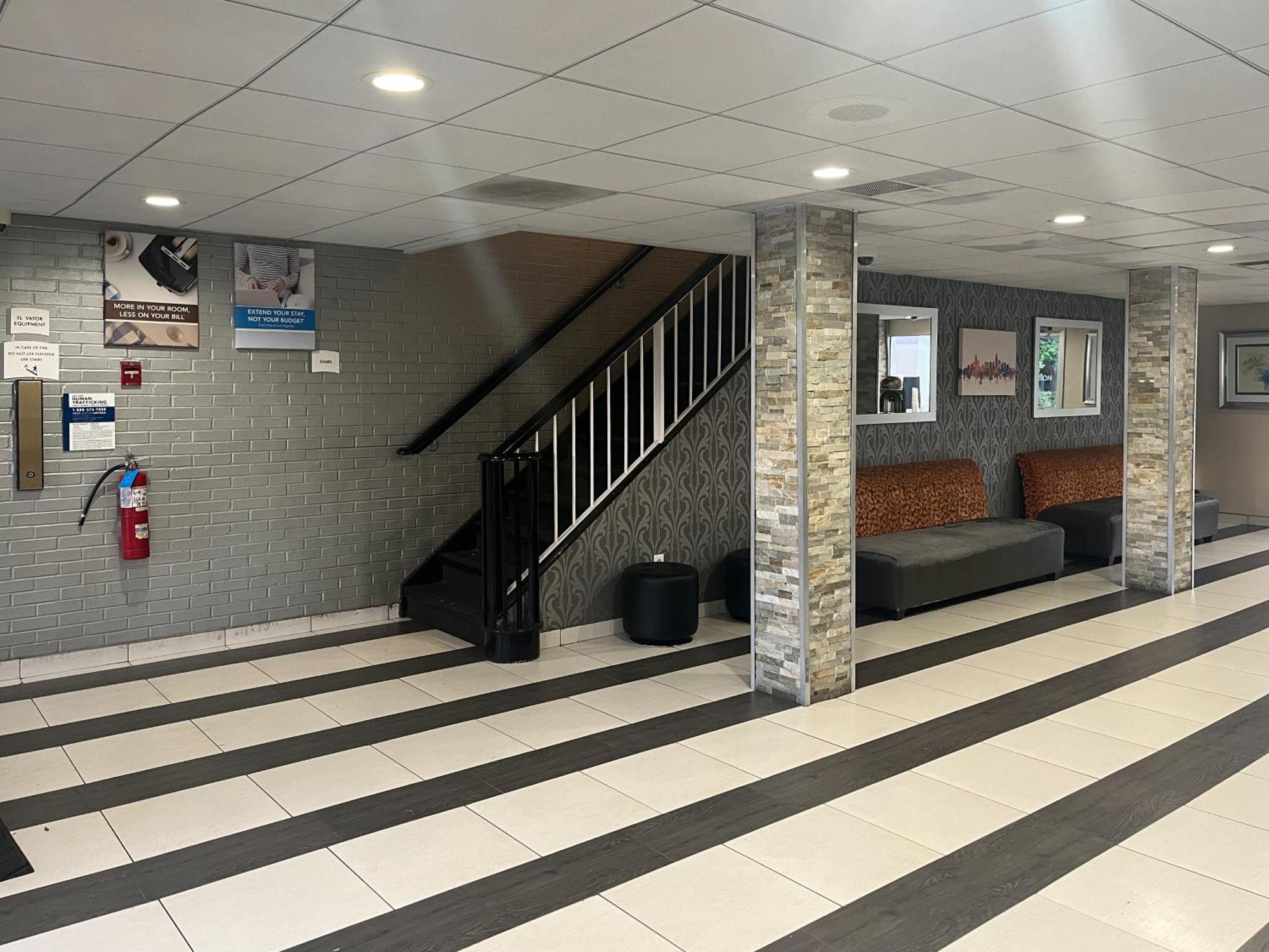 Motel 6 Charlotte, Nc - Airport South Екстер'єр фото