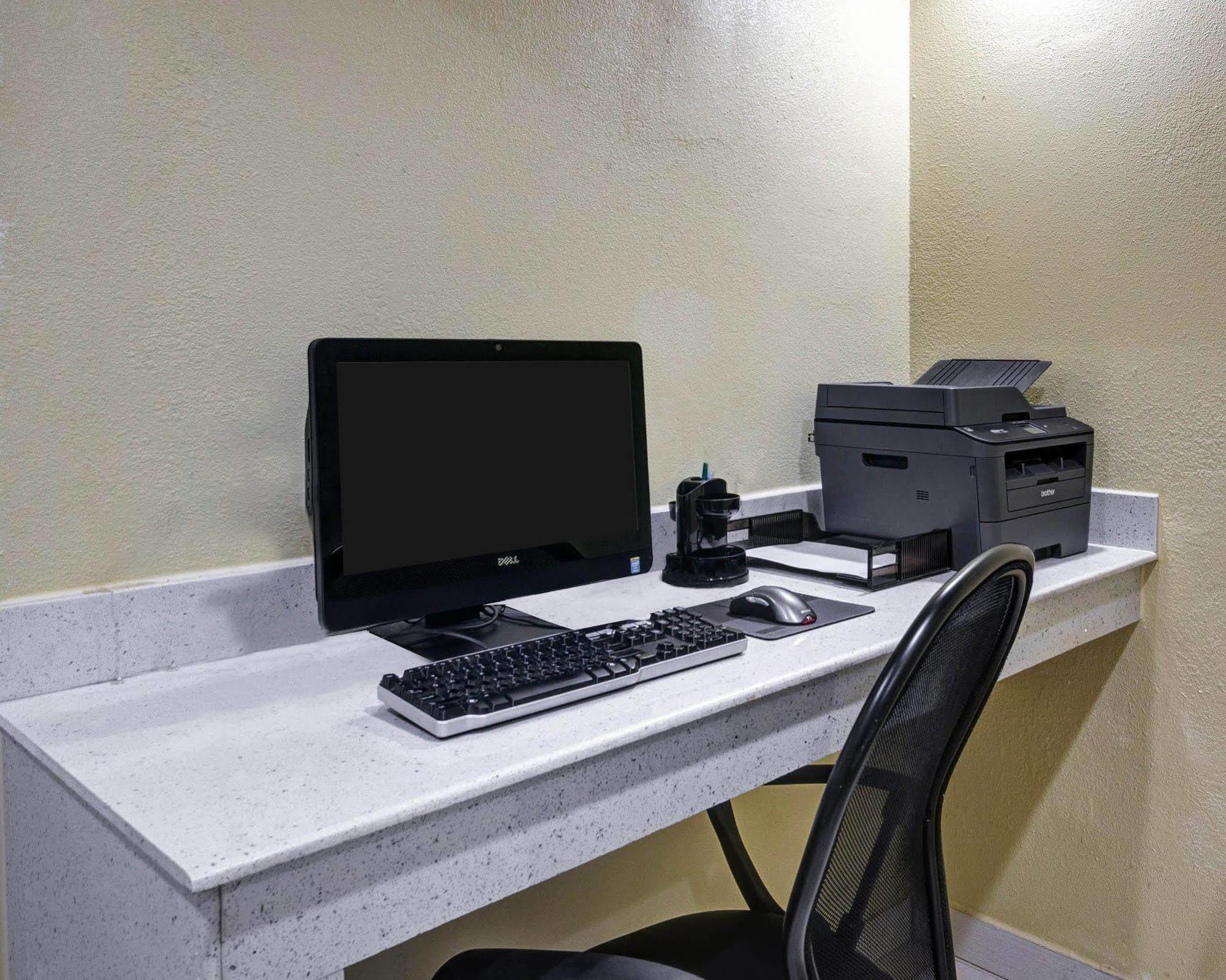 Motel 6 Charlotte, Nc - Airport South Екстер'єр фото